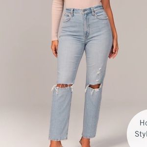 Abercrombie Curve Love Ultra High Rise Ankle Straight Jeans